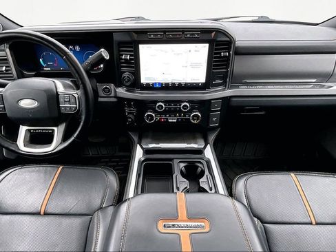 Used 2024 Ford F250 Platinum image 14