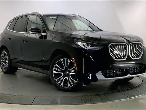 Used 2025 BMW X3 xDrive30i w/ Premium Package image 11