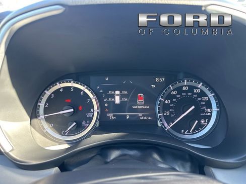 Used 2022 Toyota Highlander XLE image 19