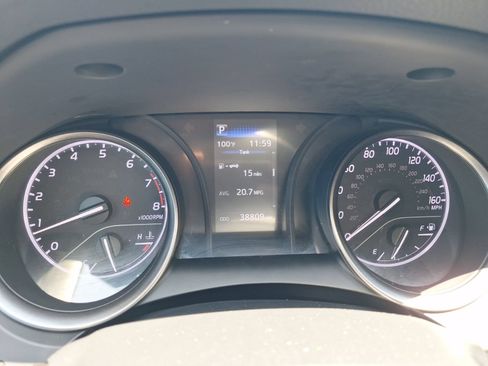 Used 2023 Toyota Camry SE FWD image 14