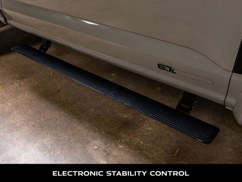 Used 2026 Ford F450 Lariat image 13