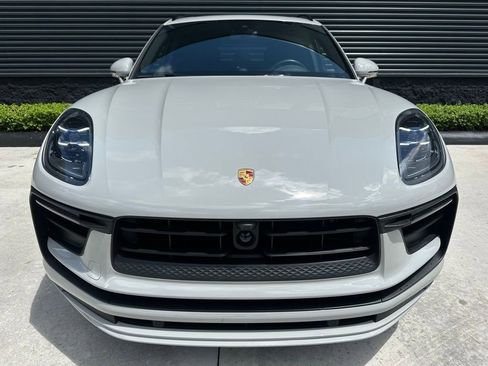 Certified 2023 Porsche Macan AWD/4WD image 8