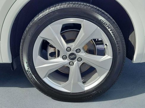 Certified 2023 Audi Q5 2.0T Premium Plus w/ Premium Plus Package image 12