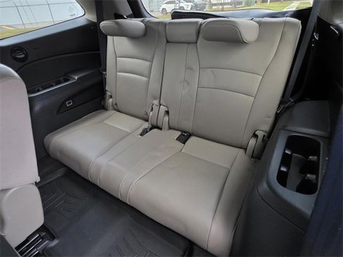 Used 2017 Honda Pilot EX-L image 17