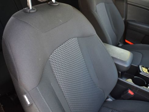 Used 2025 Kia Sportage LX FWD image 25