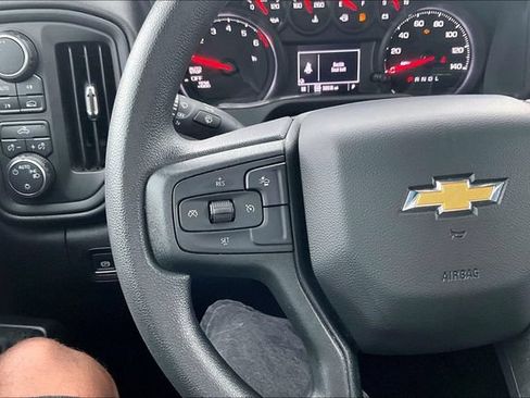 Used 2025 Chevrolet Silverado 1500 Custom AWD/4WD image 9