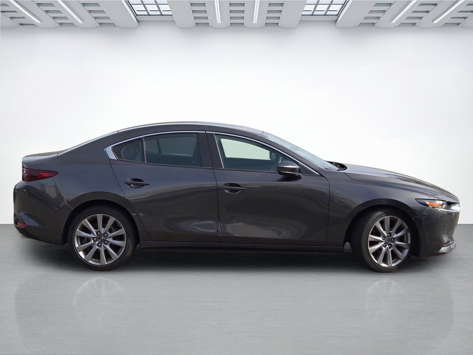 Used 2021 MAZDA MAZDA3 s FWD image 3