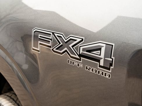 Used 2023 Ford F150 Platinum w/ FX4 Off-Road Package image 20