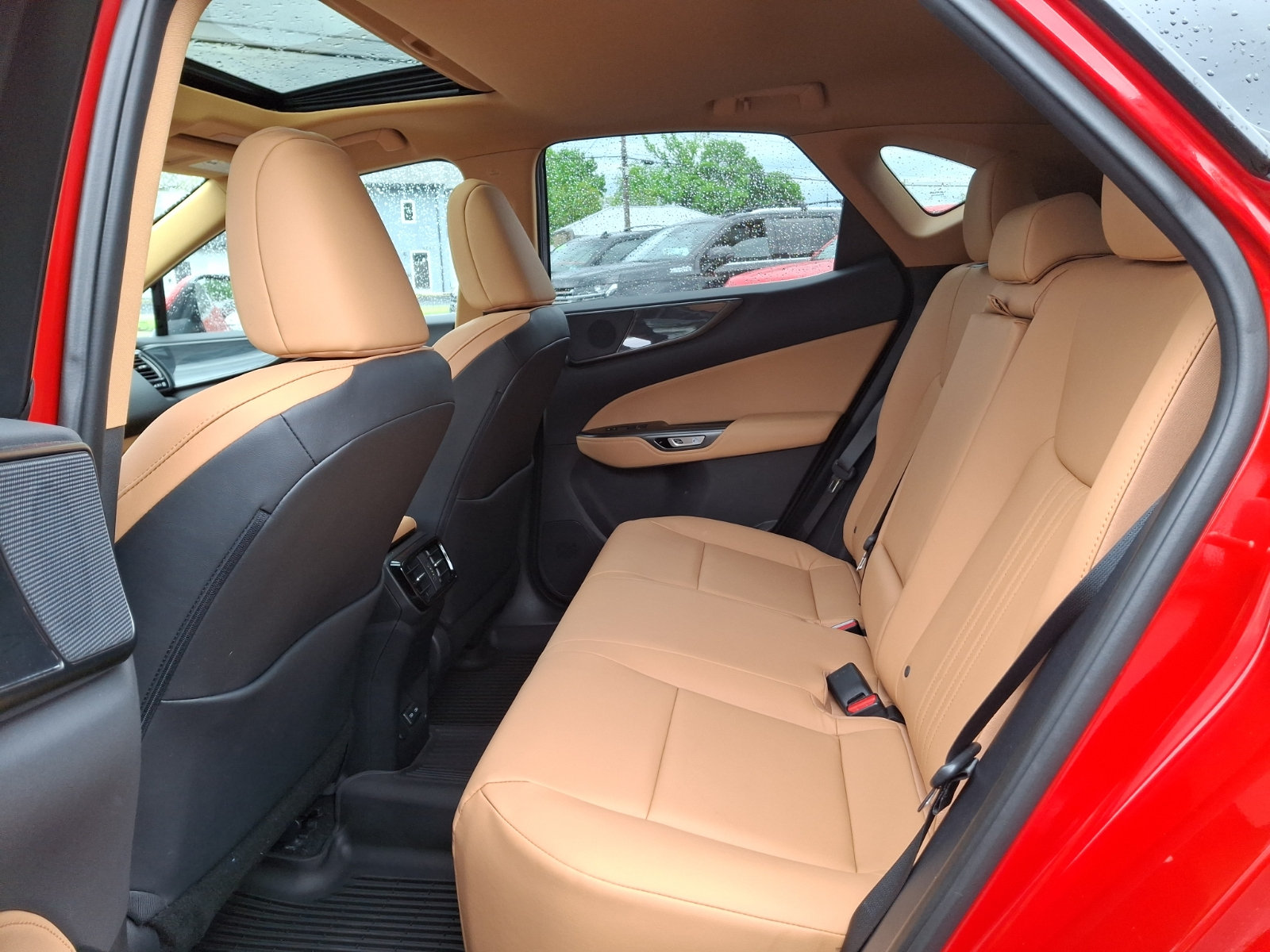 Used 2024 Lexus NX 350 AWD image 10