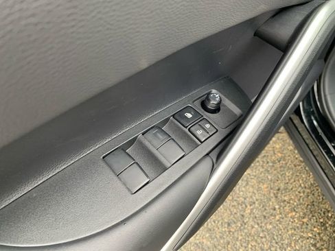 New 2026 Toyota Corolla Cross XLE image 18