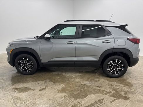 Used 2025 Chevrolet TrailBlazer ACTIV w/ Convenience Package image 8