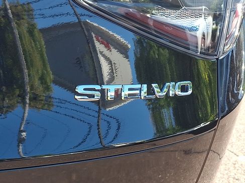 New 2025 Alfa Romeo Stelvio Sprint image 24