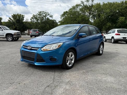 Used 2013 Ford Focus SE FWD image 1