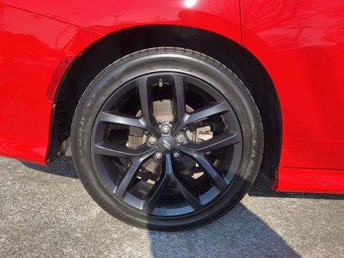 Used 2022 Dodge Charger R/T w/ Blacktop Package image 4