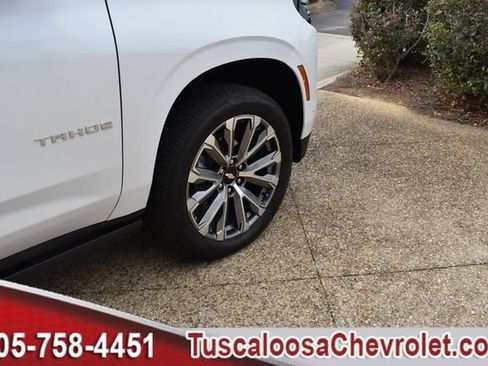 Used 2025 Chevrolet Tahoe High Country image 15