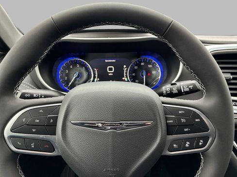 New 2026 Chrysler Pacifica Select image 12