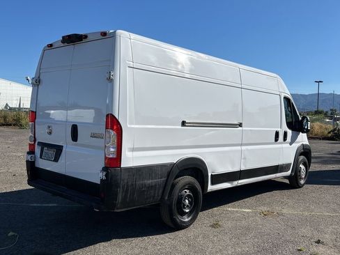Used 2023 RAM ProMaster 3500 w/ Fleet Safety Group FWD image 3