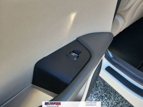 Used 2020 Lincoln Nautilus Reserve w/ Cargo Utility Package FWD image 14