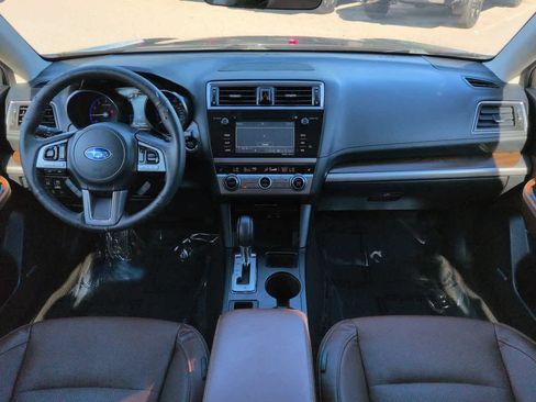 Used 2017 Subaru Outback 2.5i Touring w/ Popular Package #5A AWD/4WD image 14