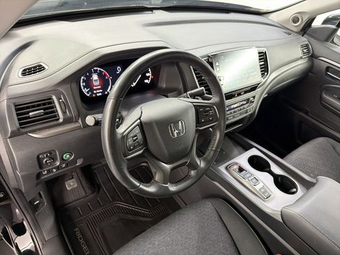 Certified 2024 Honda Ridgeline Sport image 4