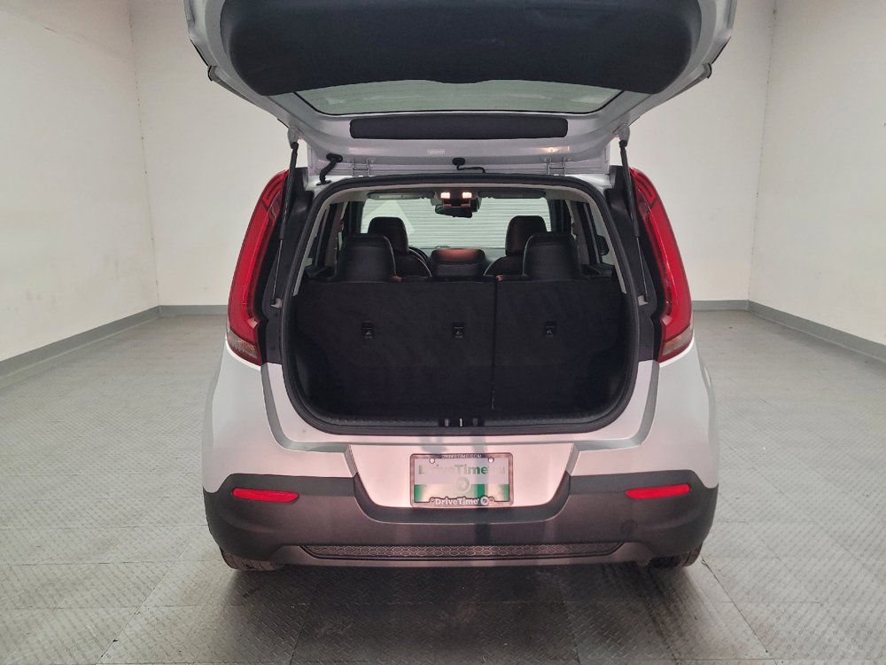Used 2020 Kia Soul S FWD image 29