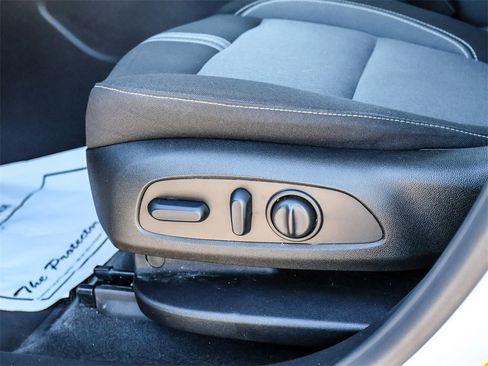 Used 2024 Chevrolet Blazer LT w/ Convenience Package image 25