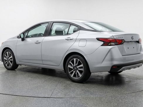 Used 2025 Nissan Versa SV FWD image 6