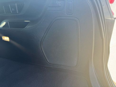 Used 2019 Ford Edge Titanium w/ Equipment Group 301A AWD/4WD image 26