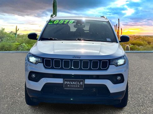 Used 2023 Jeep Compass Latitude image 6