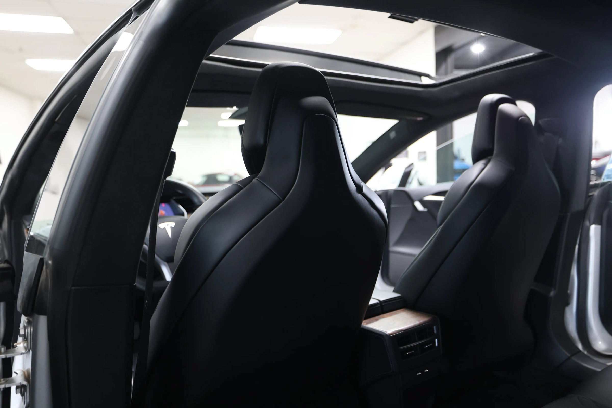 Used 2018 Tesla Model S 100D AWD/4WD image 46