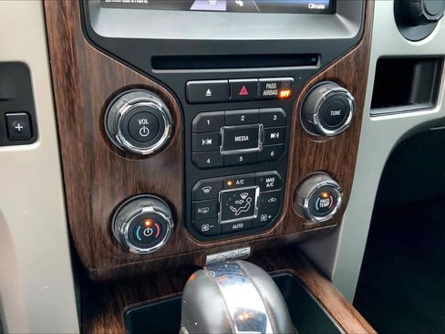 Used 2014 Ford F150 Lariat w/ Equipment Group 501A Mid image 29