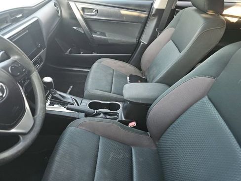 Used 2019 Toyota Corolla LE image 6
