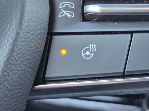 Used 2025 Chevrolet Equinox LT image 28