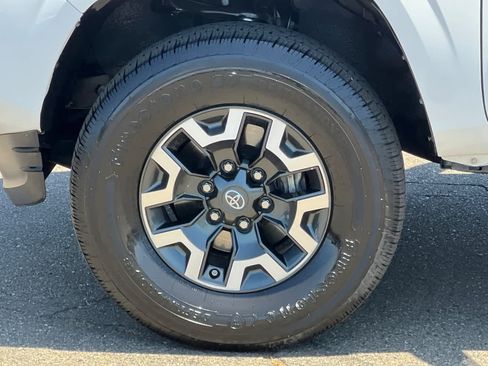 Certified 2021 Toyota Tacoma SR w/ SR Convenience Package RWD image 28