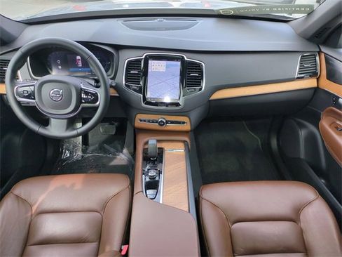 Certified 2023 Volvo XC90 T8 Plus image 27