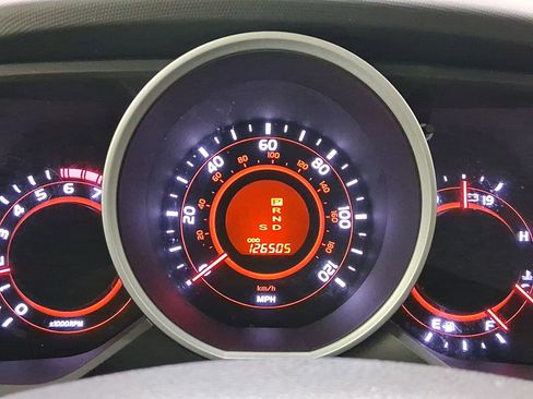 Used 2013 Toyota 4Runner Limited image 21