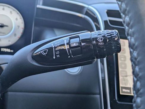 Used 2024 Hyundai Santa Cruz Limited image 11