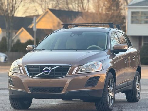 Used 2011 Volvo XC60 T6 image 1