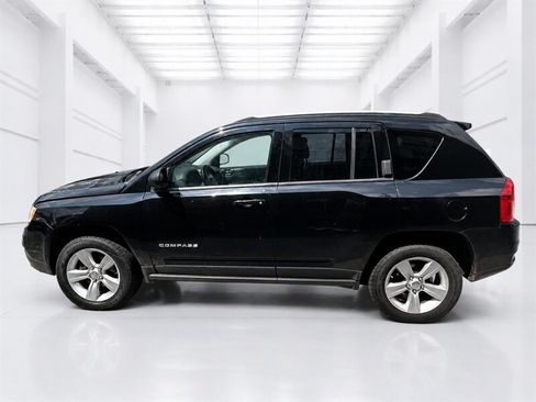 Used 2012 Jeep Compass Sport AWD/4WD image 5