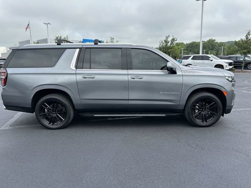 Used 2021 Chevrolet Suburban High Country AWD/4WD image 8