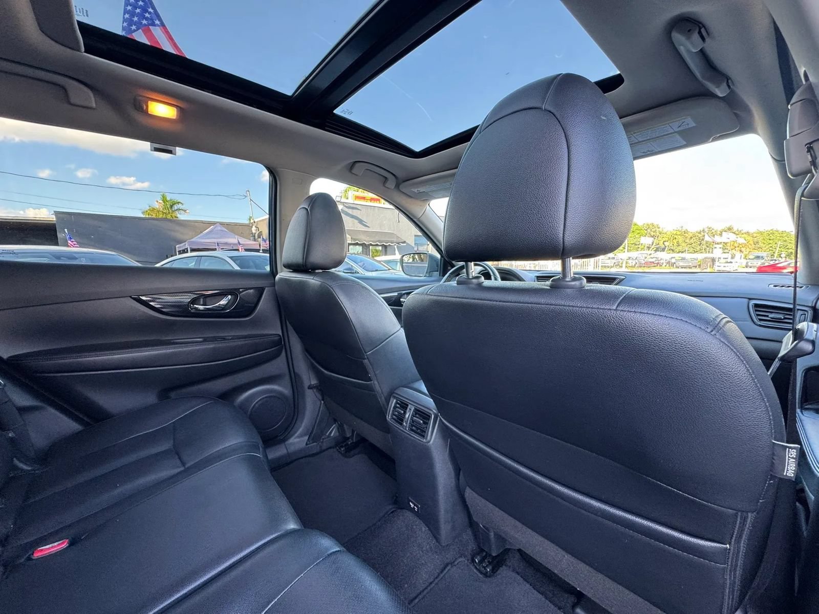 Used 2019 Nissan Rogue SL w/ Premium Package AWD/4WD image 29