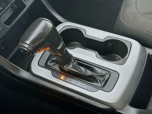 Used 2019 Chevrolet Colorado LT w/ LT Convenience Package image 16