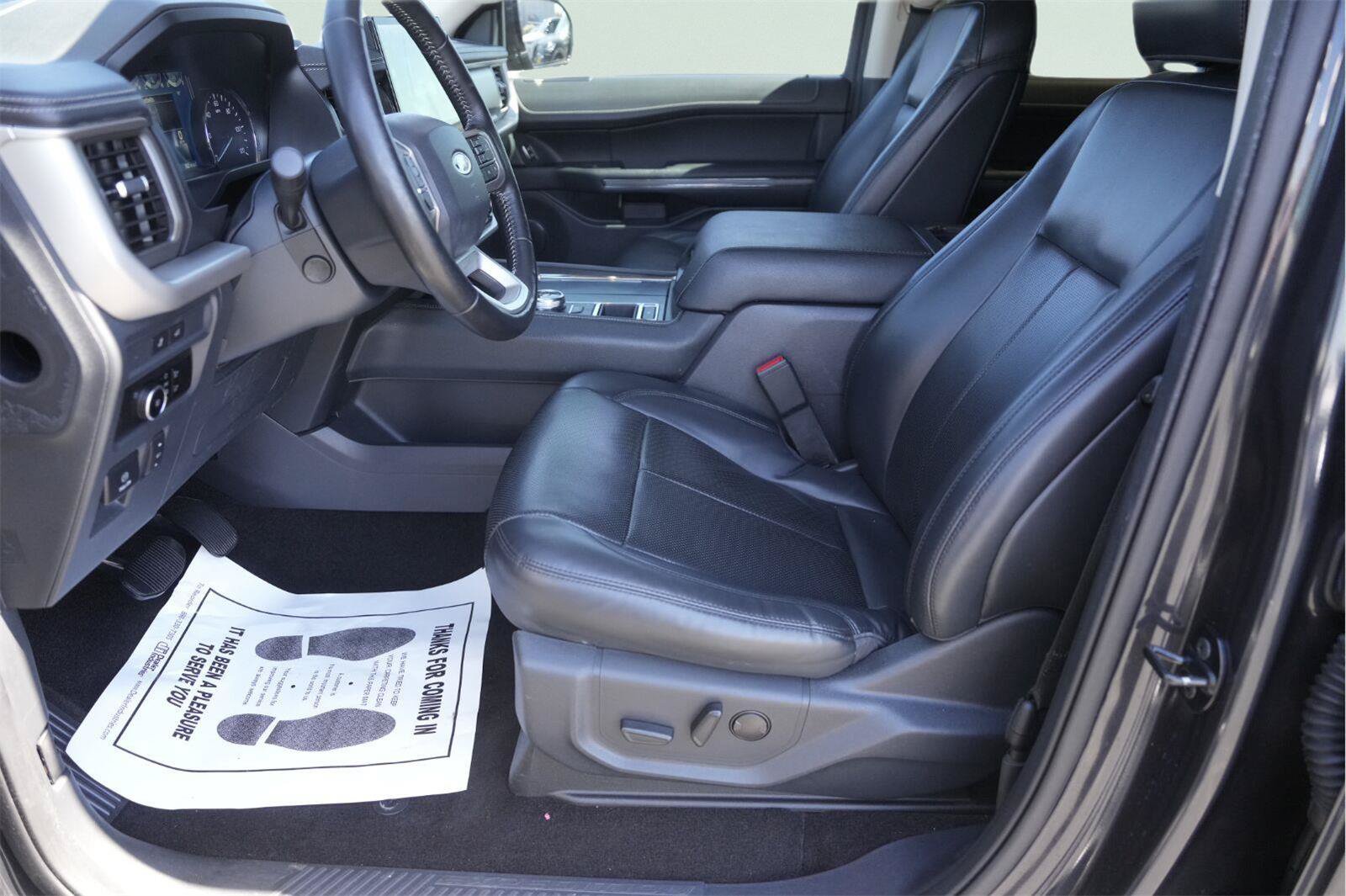 Used 2022 Ford Expedition XLT RWD image 9
