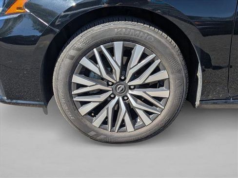 Used 2025 Nissan Altima 2.5 SV image 22