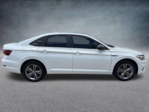 Used 2019 Volkswagen Jetta R-Line w/ R-Line Cold Weather Package FWD image 6