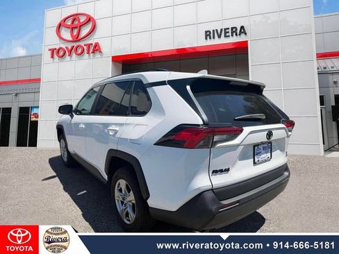 Used 2022 Toyota RAV4 XLE w/ Convenience Package AWD/4WD image 6