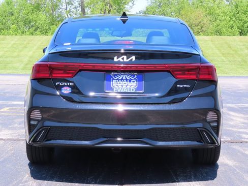 Certified 2023 Kia Forte GT-Line FWD image 17