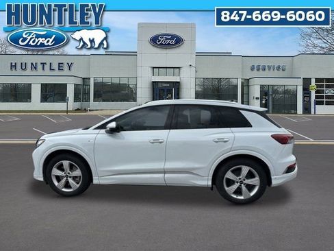 Used 2024 Audi Q4 e-tron Premium Plus w/ Premium Plus AWD/4WD image 7