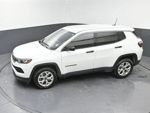 Used 2025 Jeep Compass Sport AWD/4WD image 35