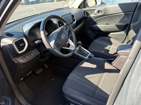 Certified 2023 Hyundai Venue SEL w/ Cargo Package FWD image 10